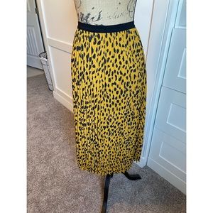Tahari Pleated Cheetah Dot Midi Skirt - NWOT